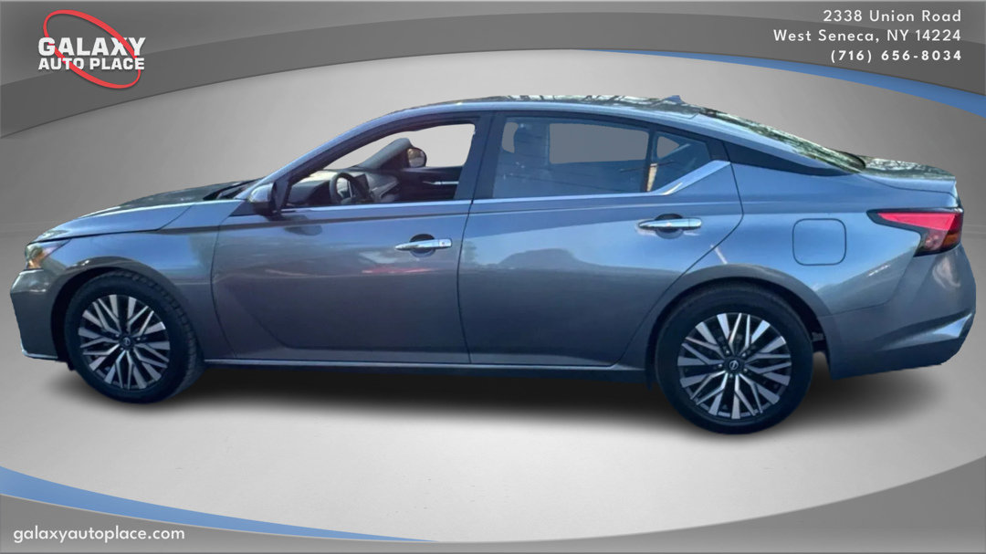 Used 2023 Nissan Altima 2.5 SV image 8
