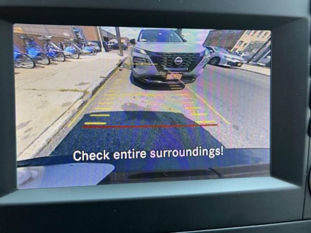 Used 2020 Mercedes-Benz Metris Passenger image 25