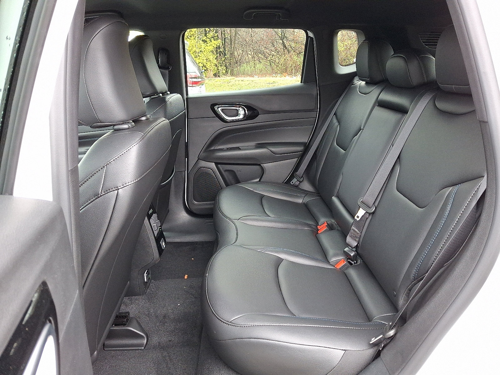 New 2026 Jeep Compass Limited image 8