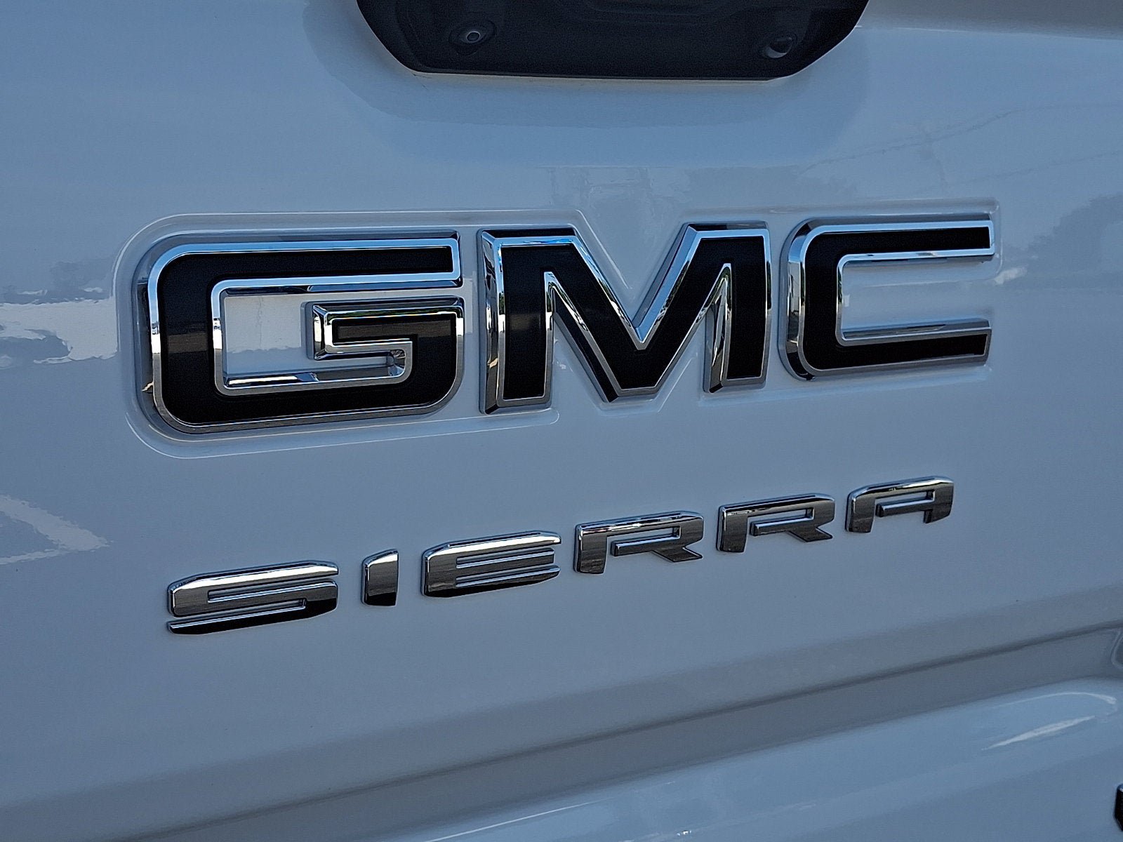 Used 2023 GMC Sierra 1500 Elevation w/ LPO, Elevation Black Package AWD/4WD image 30