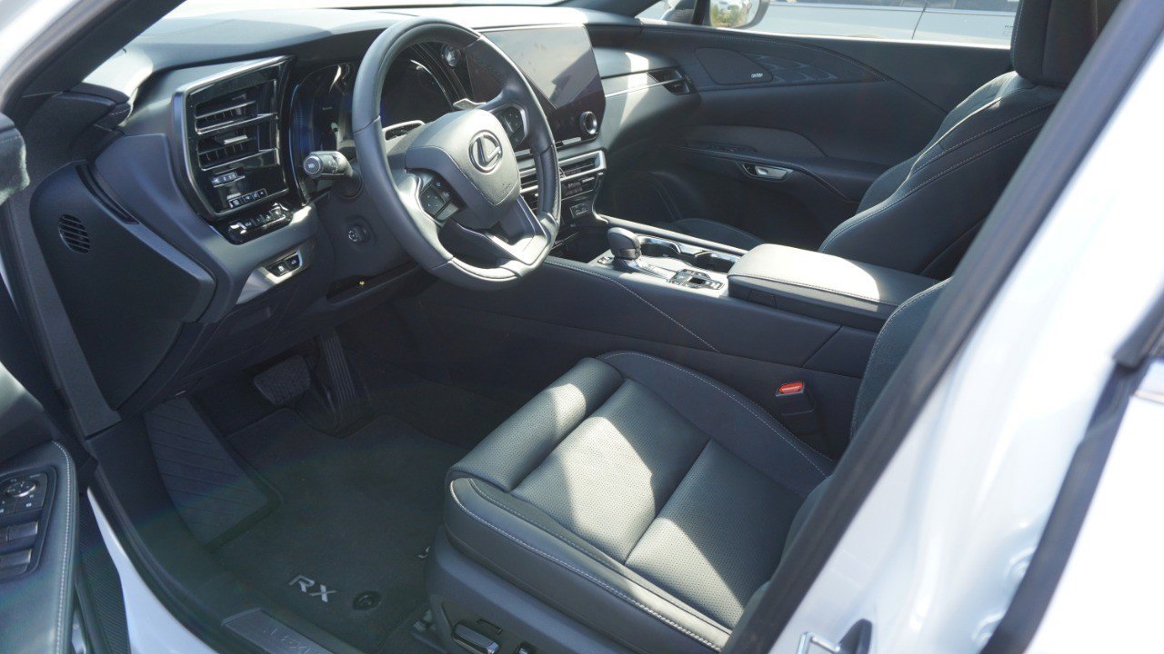 Certified 2025 Lexus RX 350 AWD w/ Convenience Package image 10