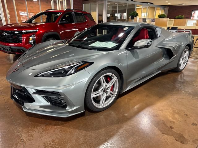 Used 2024 Chevrolet Corvette Stingray Preferred Cpe w/ Z51 Performance Package image 4