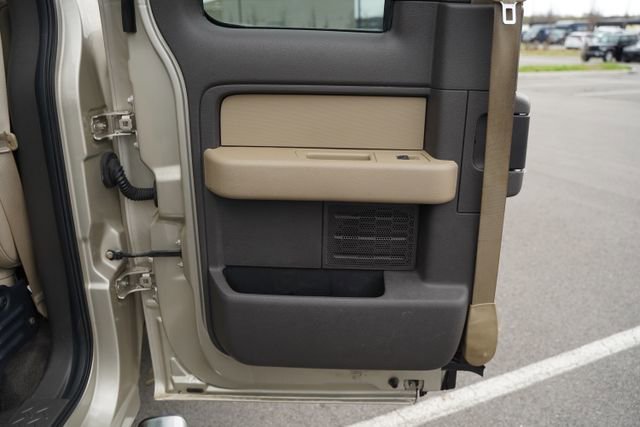 Used 2010 Ford F150 XLT image 15
