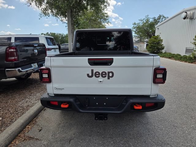 Certified 2025 Jeep Gladiator Mojave w/ Convenience Group AWD/4WD image 6