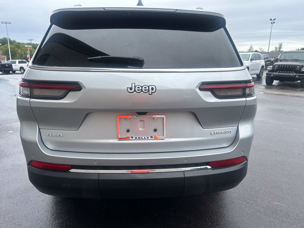 Used 2025 Jeep Grand Cherokee L Laredo w/ Trailer Tow Package AWD/4WD image 5