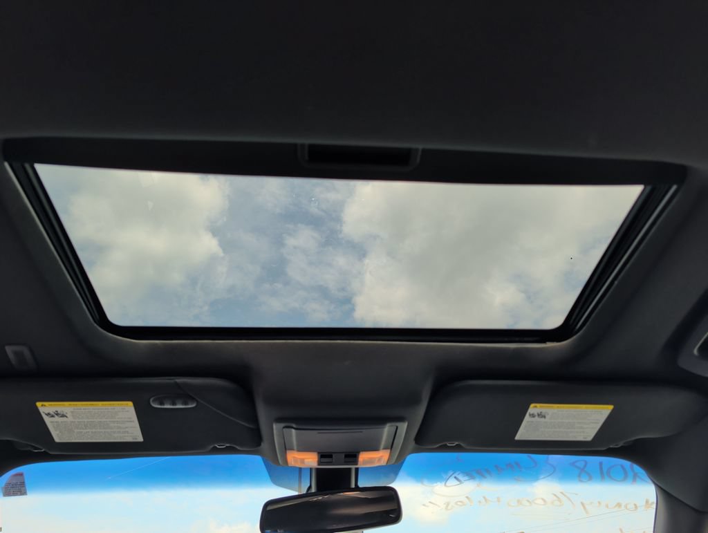 Used 2018 Ford Taurus Limited FWD image 21