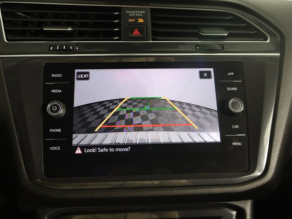 Used 2023 Volkswagen Tiguan SE FWD image 46