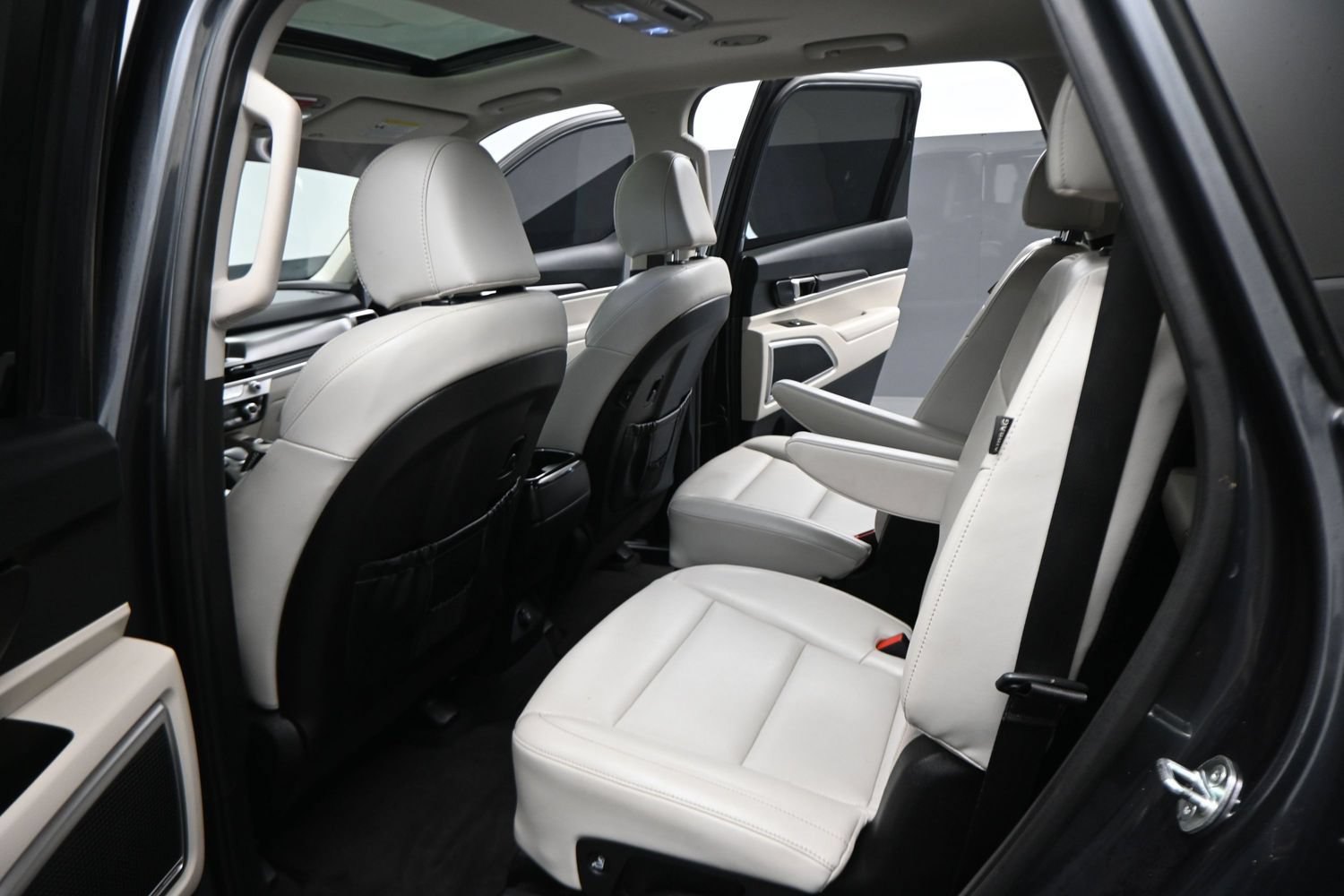 Used 2024 Kia Telluride S w/ S Sunroof Package AWD/4WD image 2