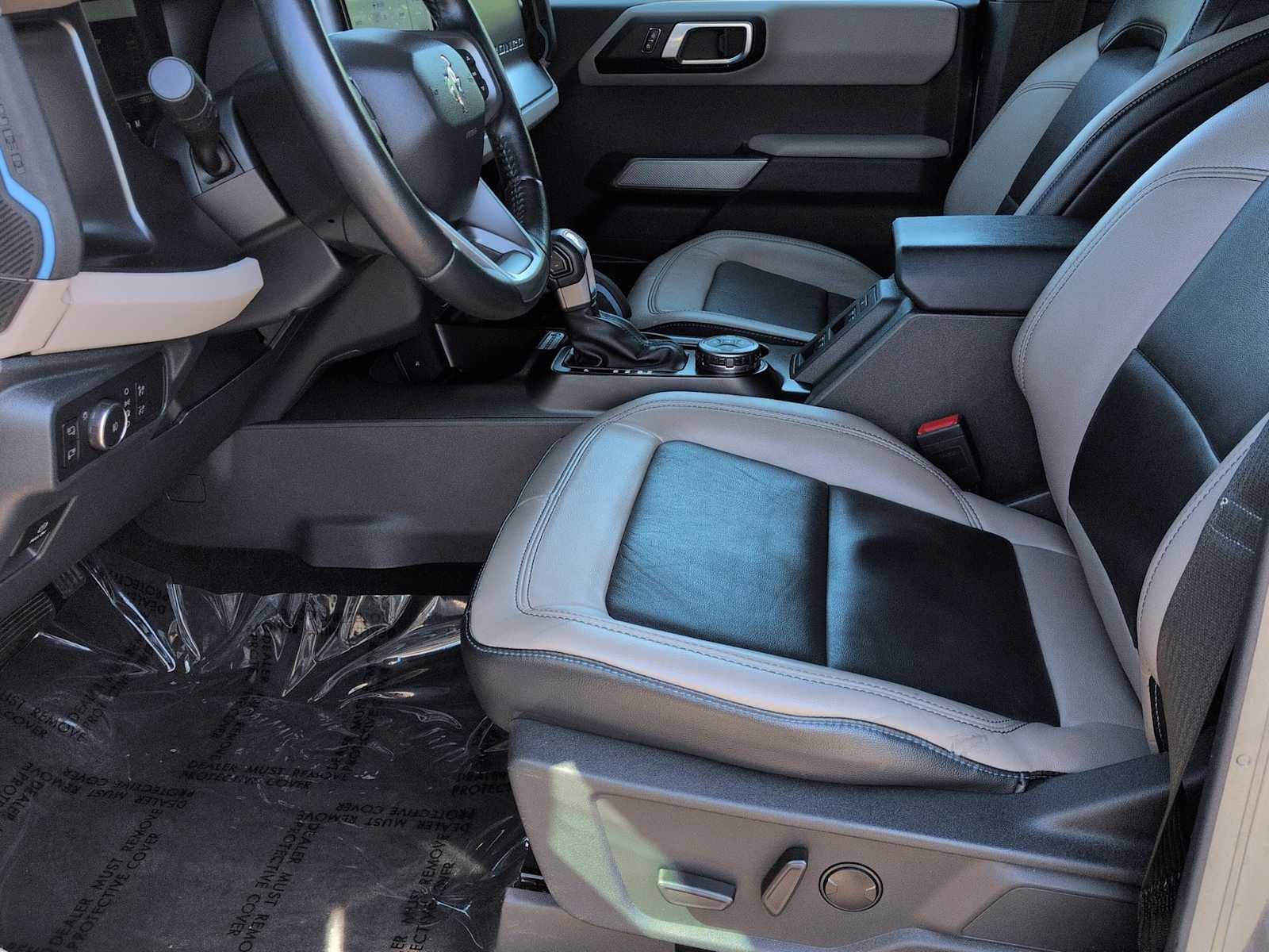 Used 2022 Ford Bronco Wildtrak AWD/4WD image 17