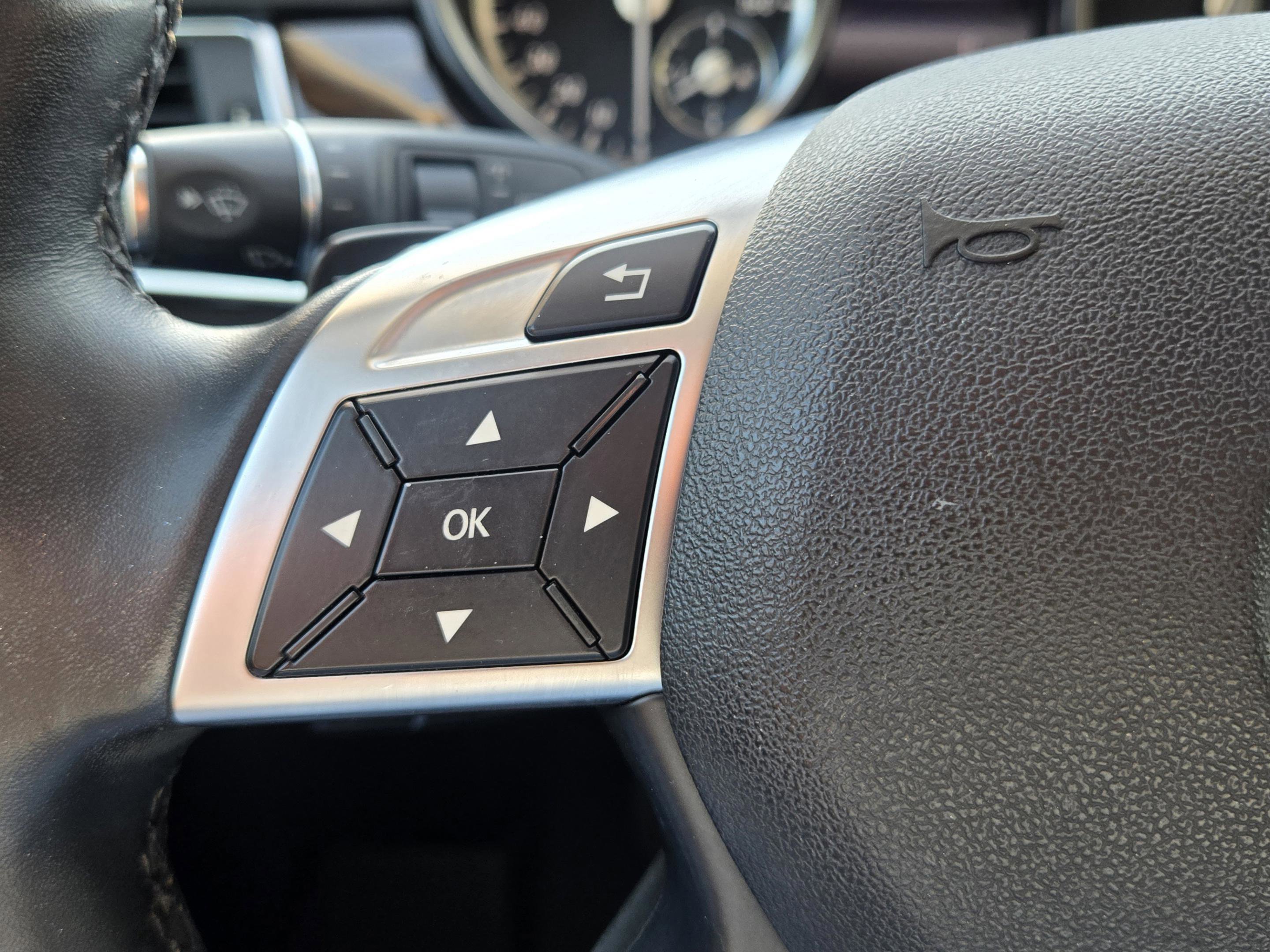 Used 2014 Mercedes-Benz ML 350 4MATIC image 16