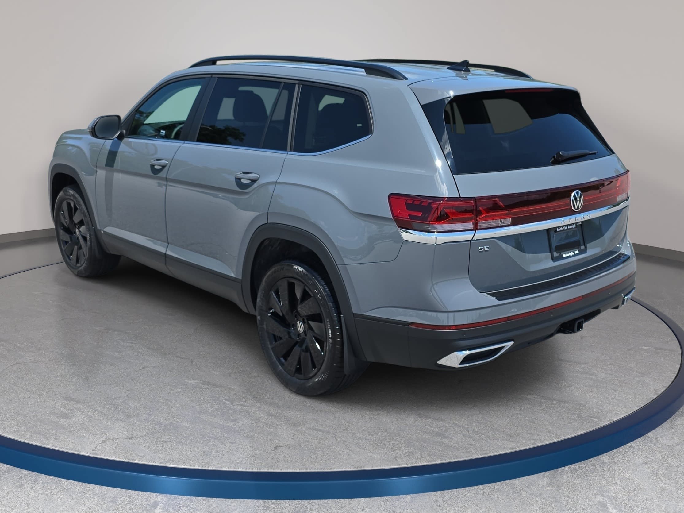 New 2026 Volkswagen Atlas SE FWD image 7