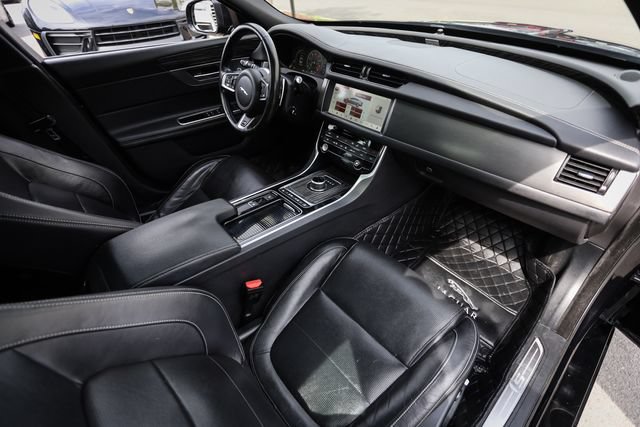 Used 2018 Jaguar XF S AWD/4WD image 74