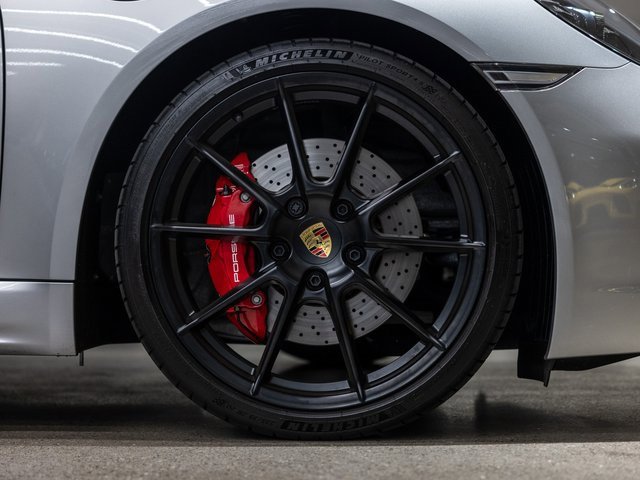 Used 2025 Porsche 718 Cayman GT4 image 19