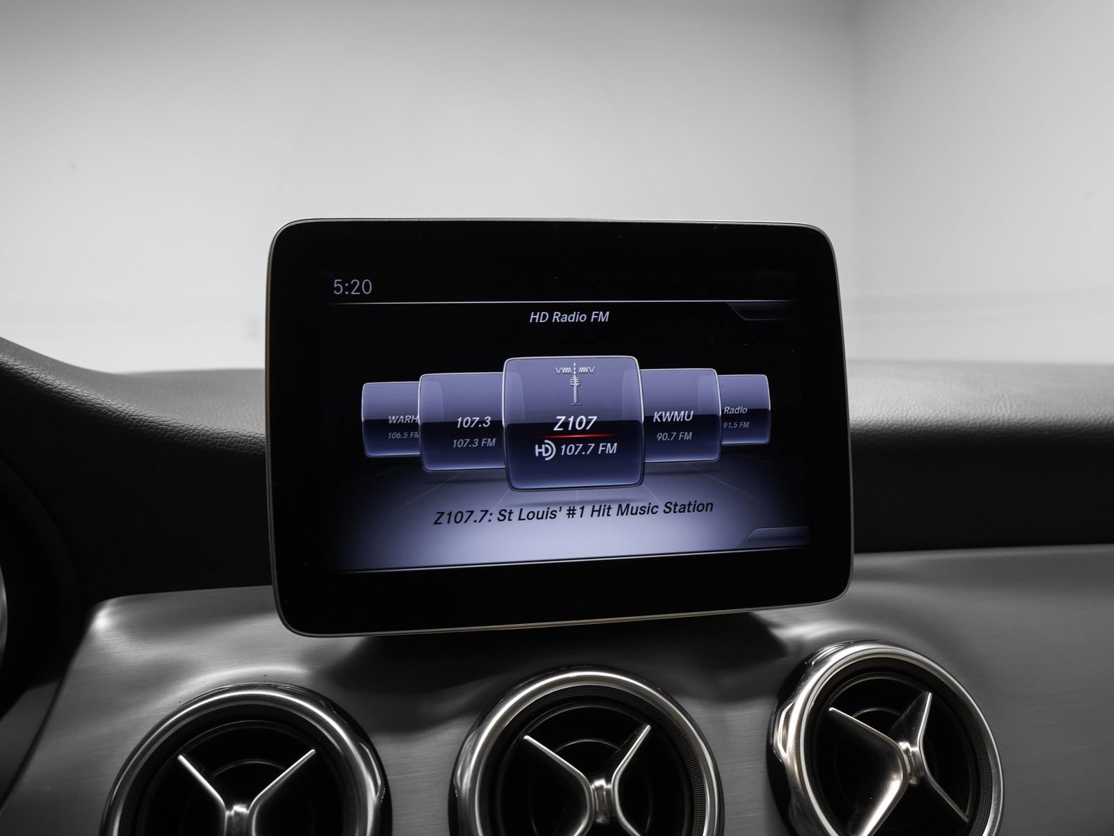 Used 2019 Mercedes-Benz GLA 250 4MATIC image 34