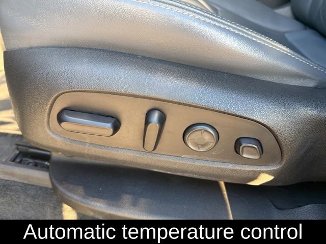 Used 2021 Buick Enclave Premium w/ Sun and Sites Package image 22
