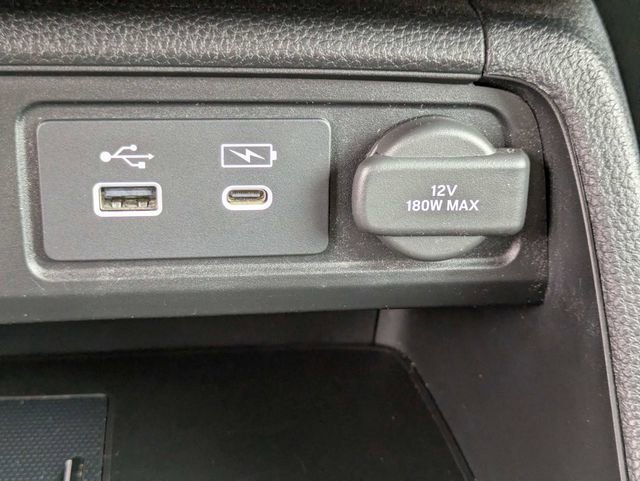 Used 2024 Honda Pilot Elite image 25