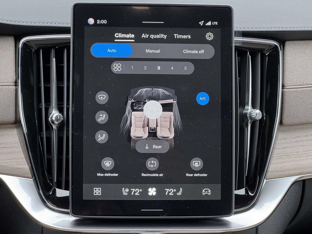 New 2026 Volvo XC90 T8 Plus w/ Protection Package Premier AWD/4WD image 5