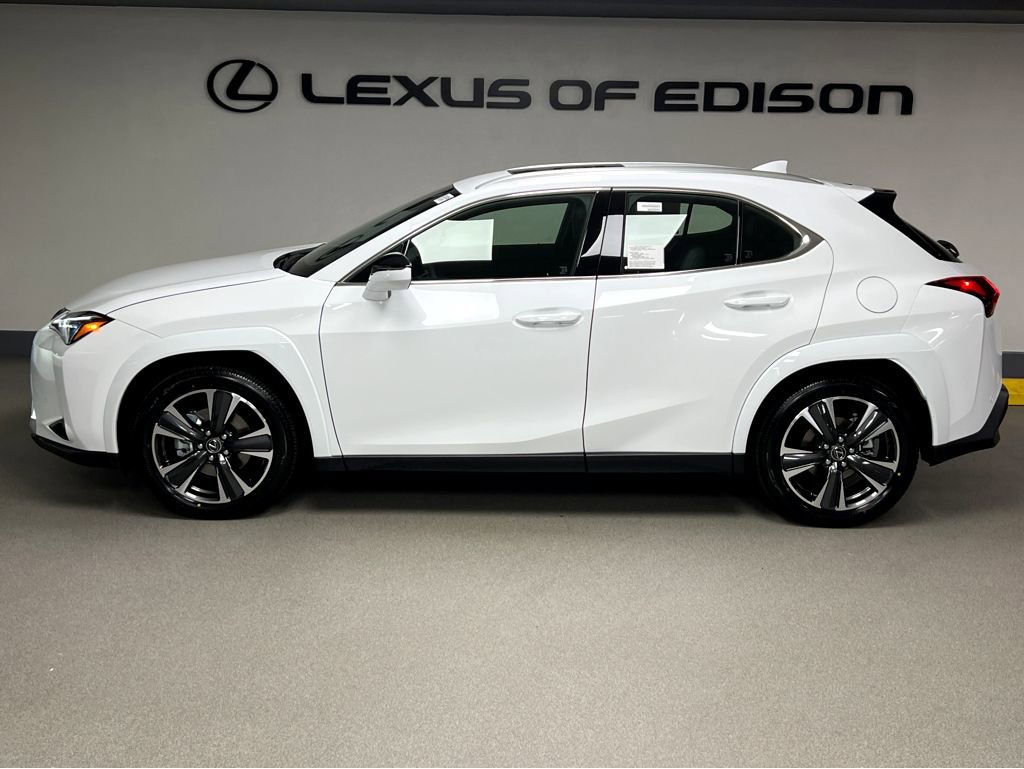 New 2026 Lexus UX 300h AWD image 4