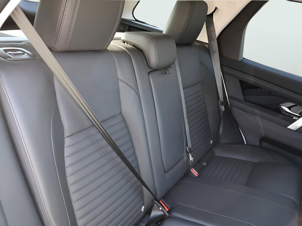 New 2025 Land Rover Discovery Sport S AWD/4WD image 14