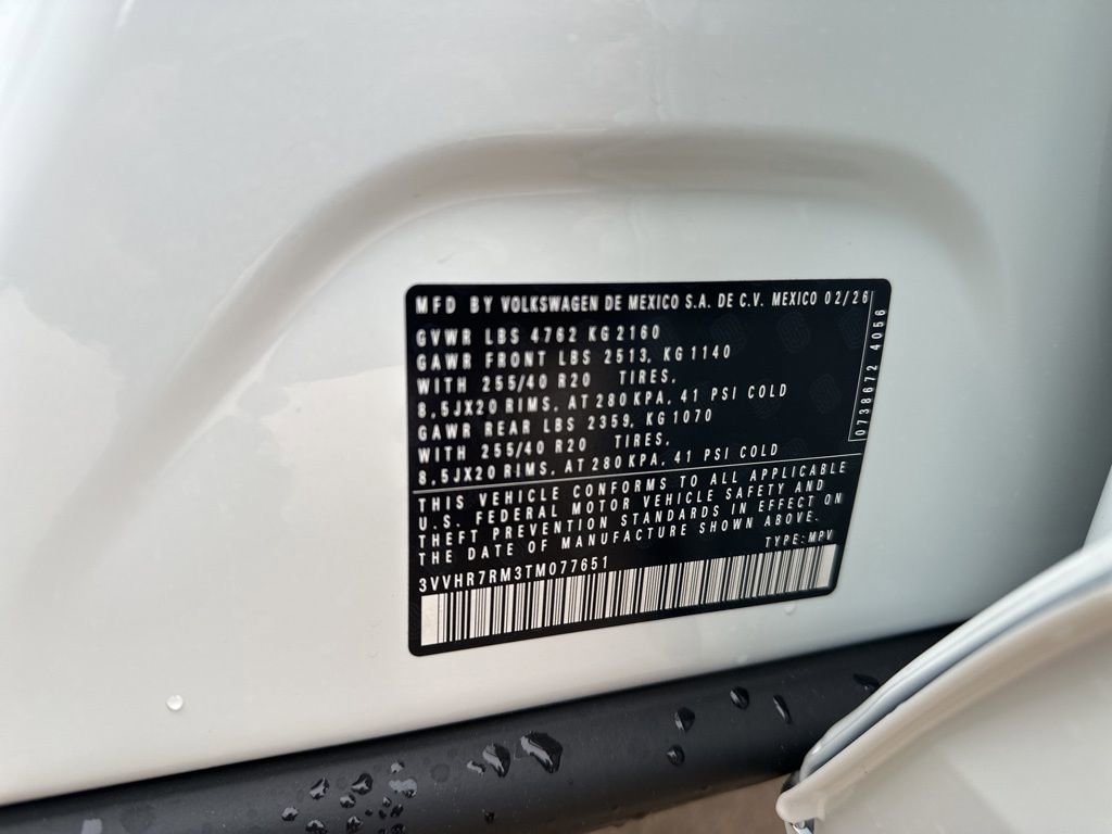 New 2026 Volkswagen Tiguan SE R-Line FWD image 10