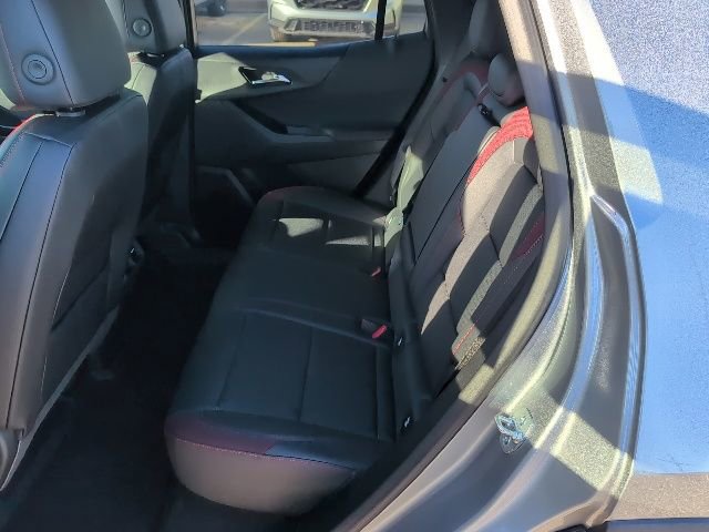 Used 2025 Chevrolet Equinox RS image 13