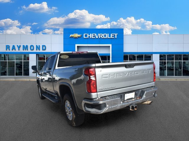 Used 2024 Chevrolet Silverado 2500 LT w/ All Star Edition AWD/4WD image 5