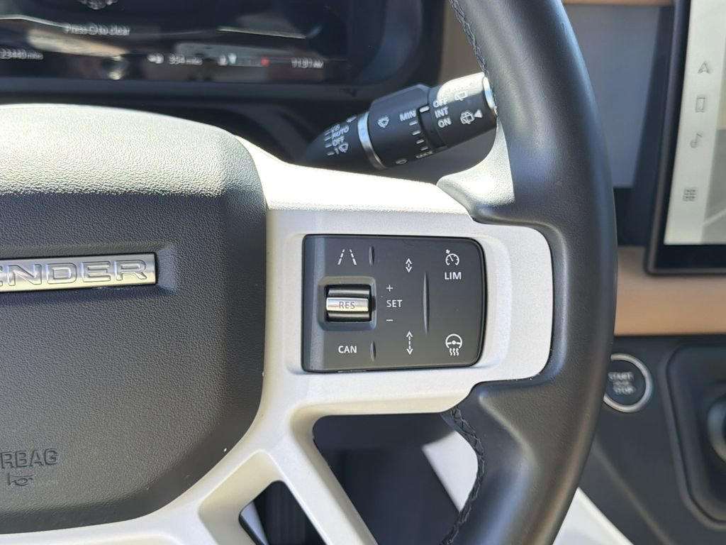 Used 2025 Land Rover Defender 110 S image 24