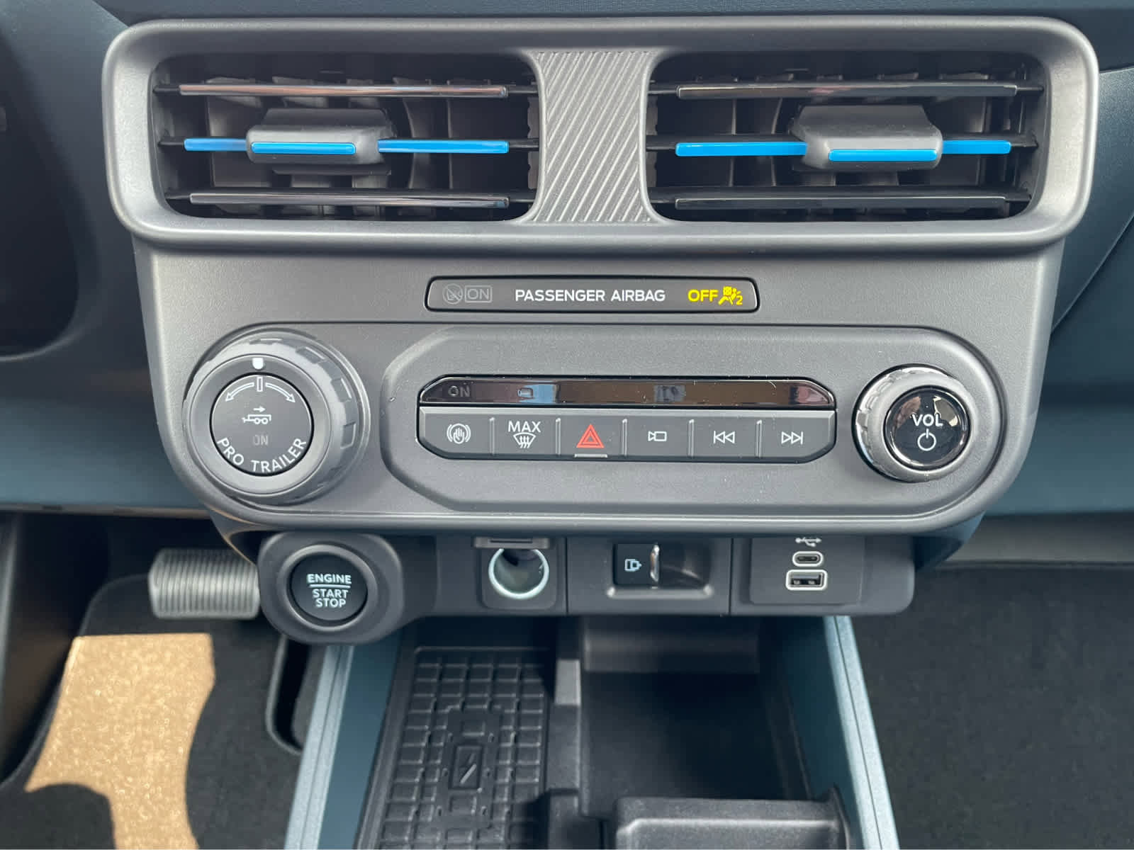 New 2025 Ford Maverick Lobo image 20