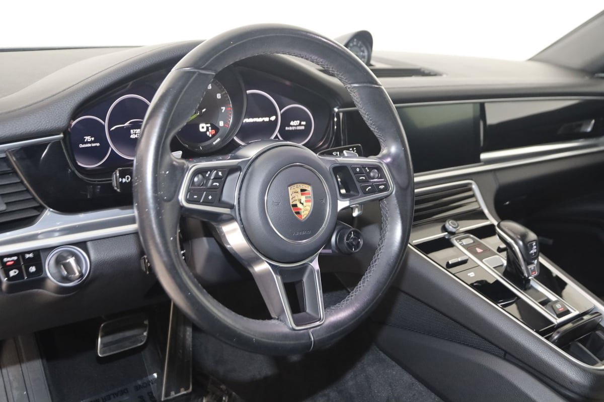 Used 2018 Porsche Panamera 4 AWD/4WD image 7