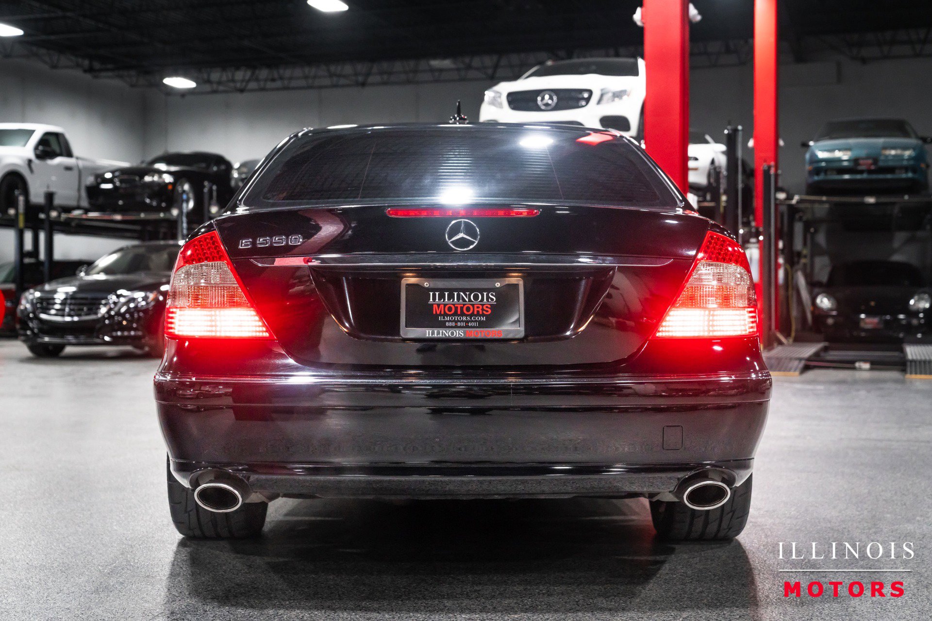 Used 2007 Mercedes-Benz E 550 Sedan image 4