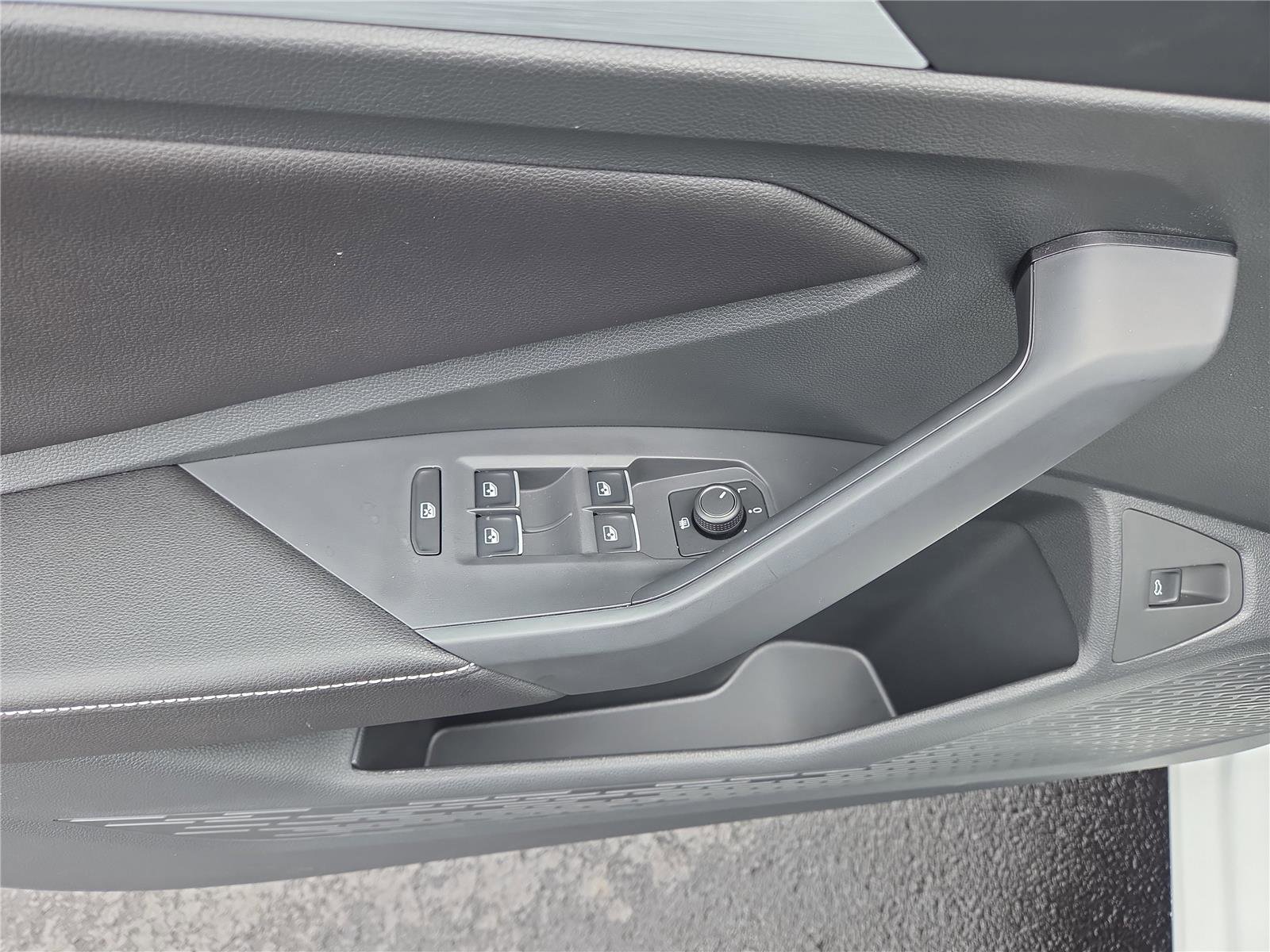 New 2026 Volkswagen Jetta S image 9