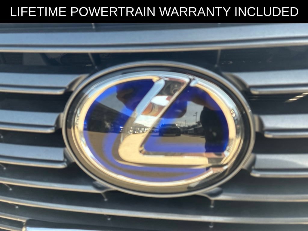 Used 2016 Lexus ES 300h w/ Luxury Package w/Wood Trim FWD image 3
