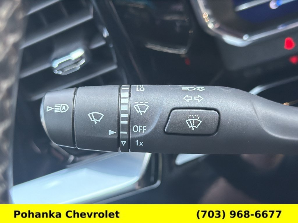 Used 2023 Chevrolet Silverado 1500 LT AWD/4WD image 10