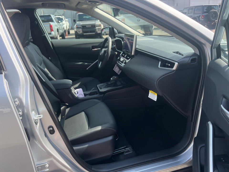 New 2026 Toyota Corolla Cross XLE w/ Convenience Package FWD image 25
