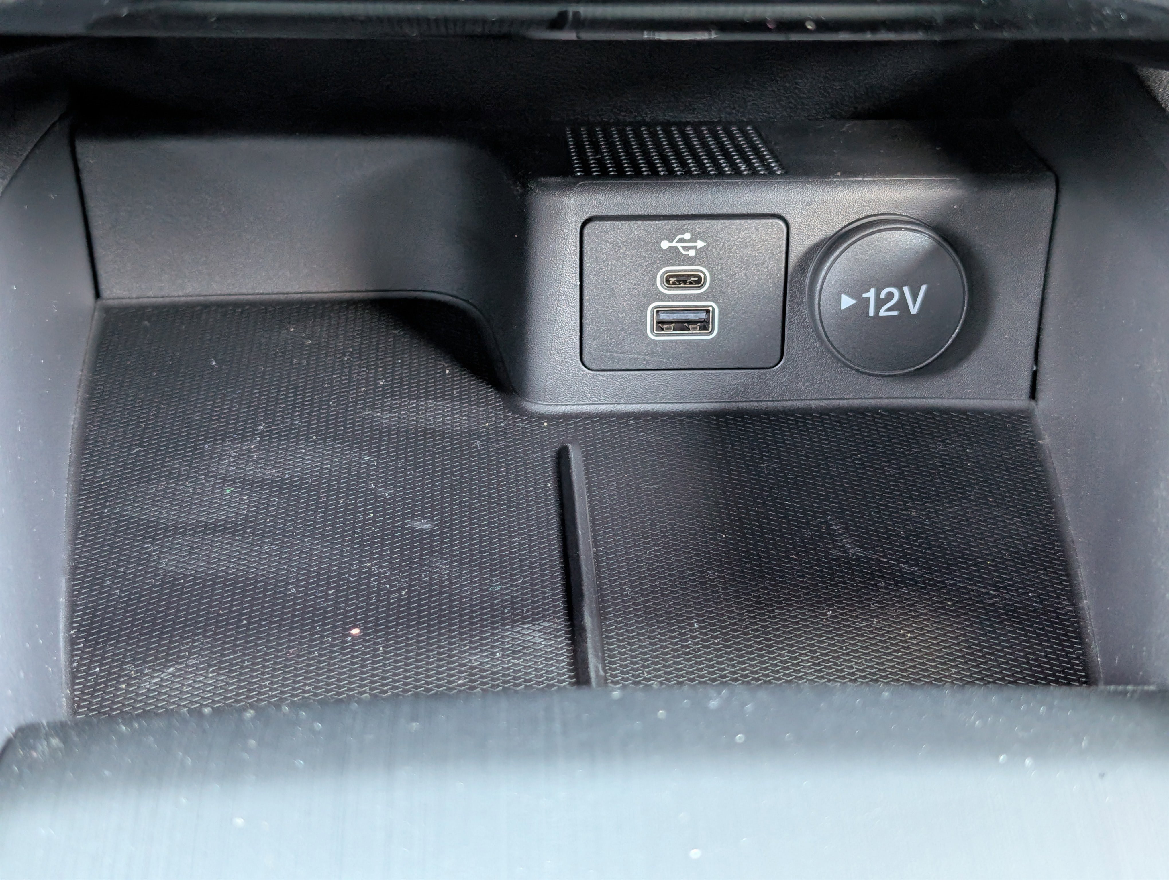 New 2026 Ford Escape ST-Line w/ Tech Pack #1 FWD image 17