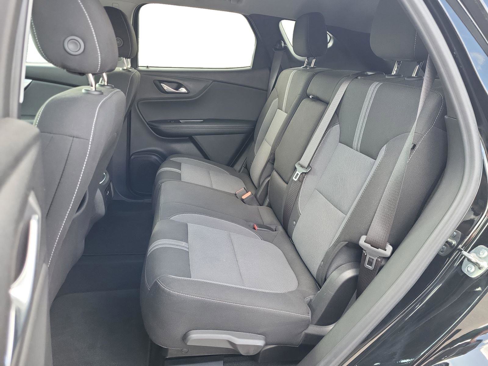 Used 2025 Chevrolet Blazer LT image 19