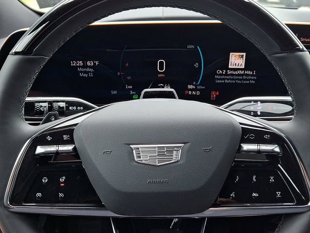 New 2026 Cadillac Lyriq Signature Luxury AWD/4WD image 13