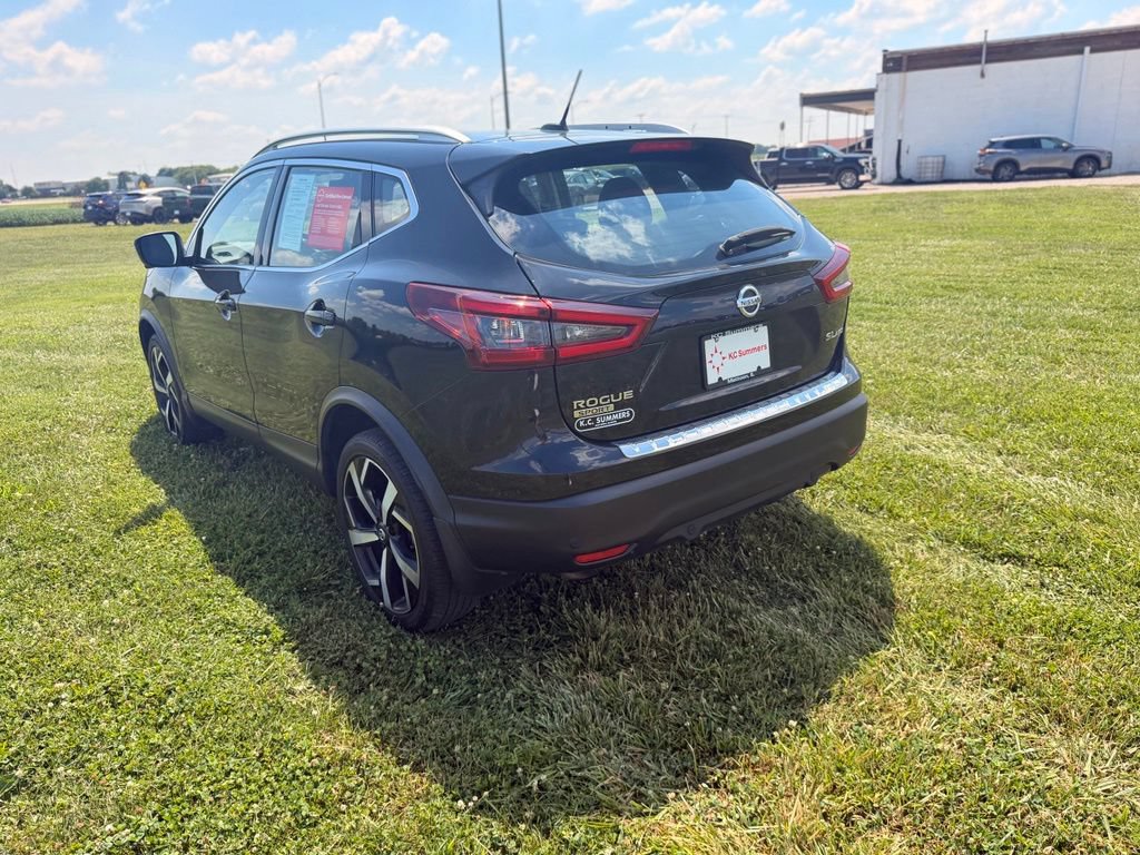 Certified 2022 Nissan Rogue Sport SL AWD/4WD image 7