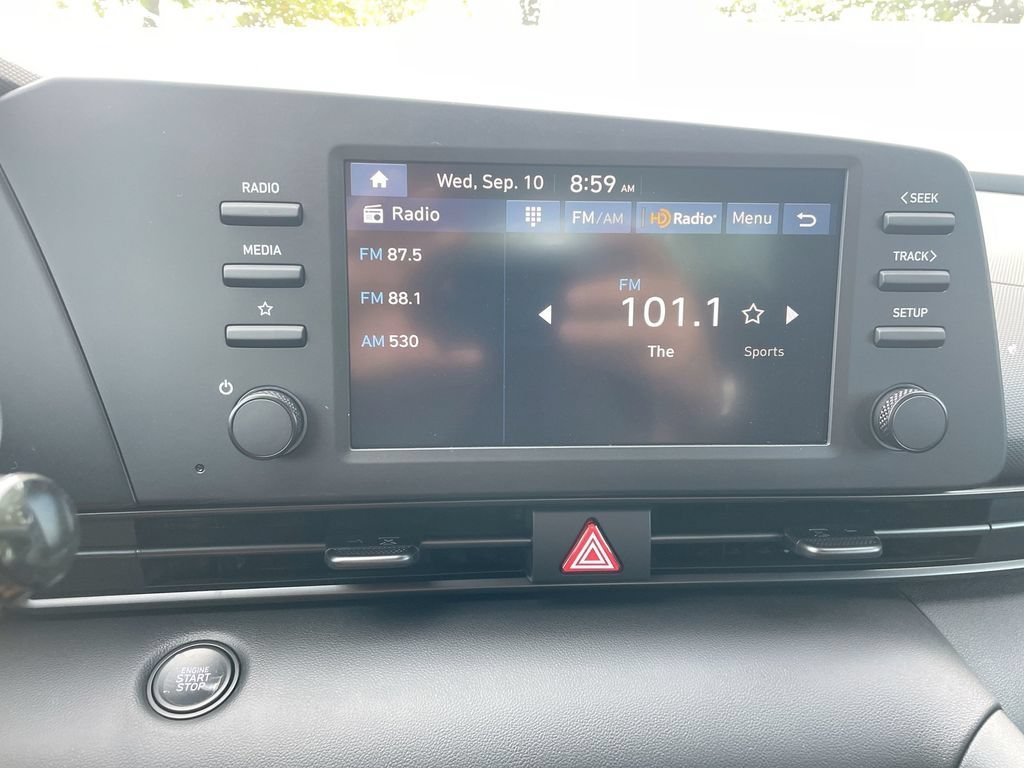 Used 2025 Hyundai Elantra Sport FWD image 43