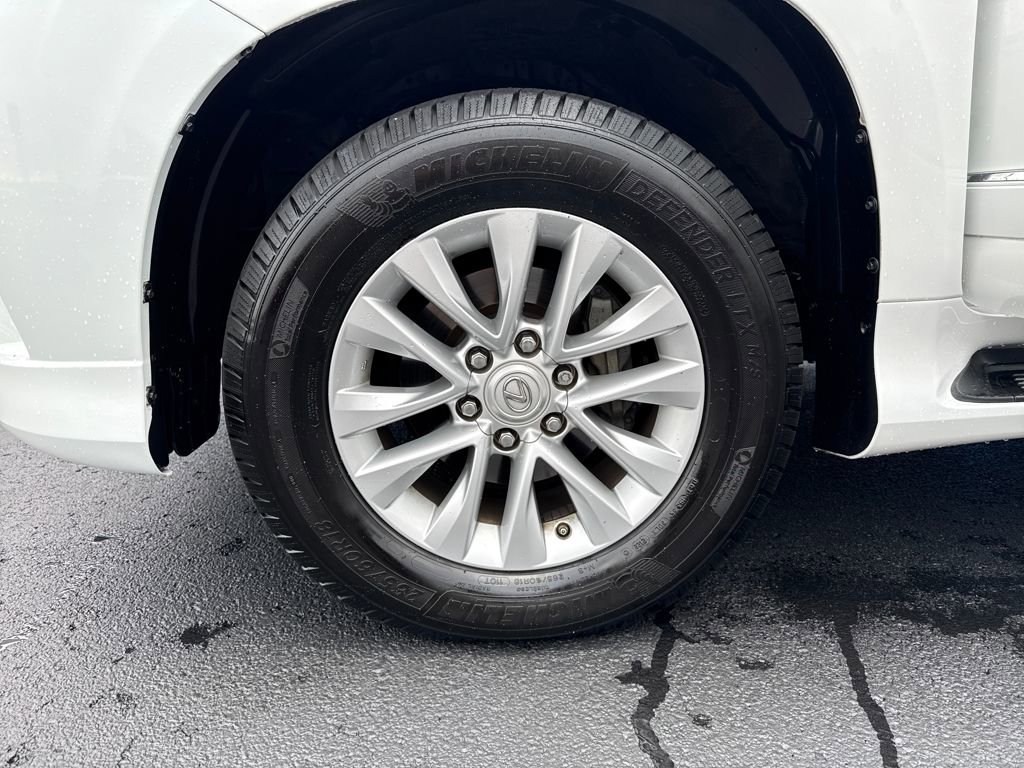Used 2019 Lexus GX 460 image 34