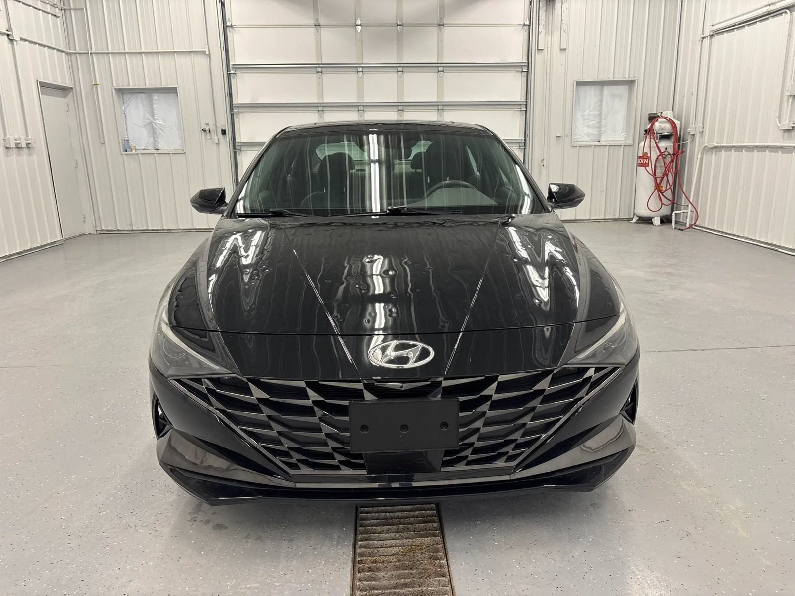 Used 2022 Hyundai Elantra SEL FWD image 15