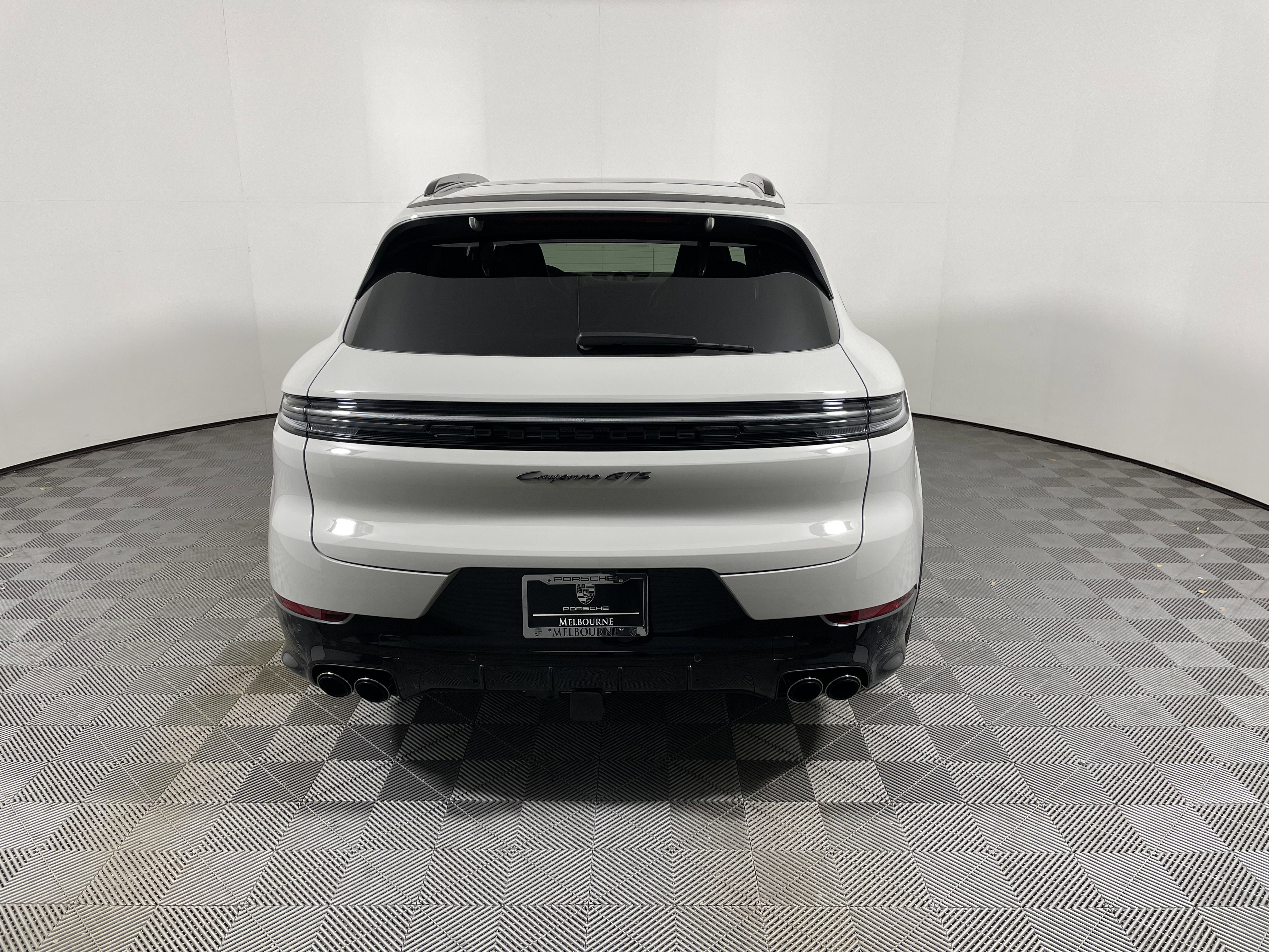 New 2026 Porsche Cayenne GTS image 6