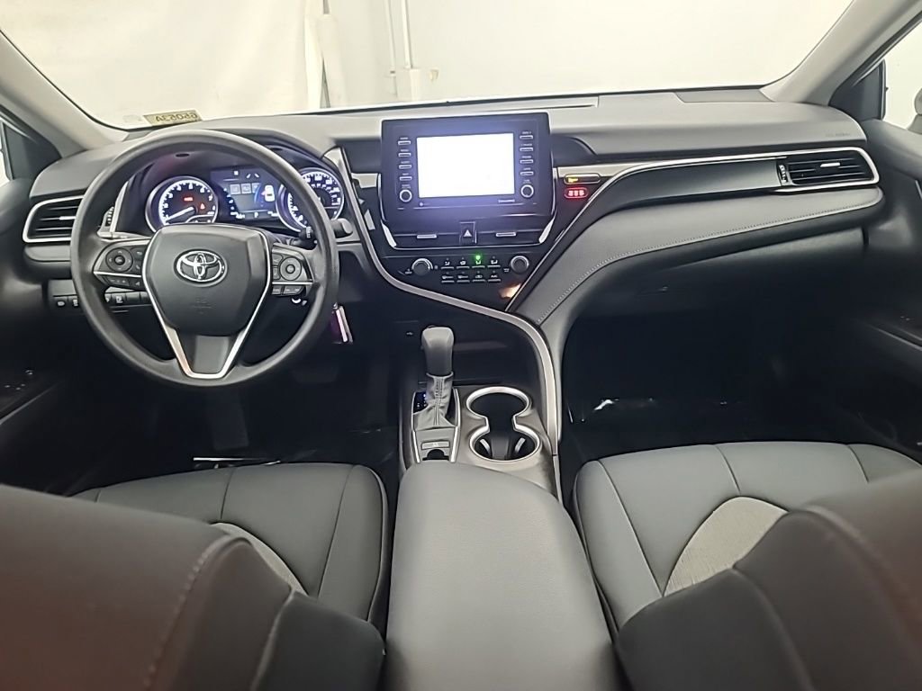 Used 2021 Toyota Camry LE image 20