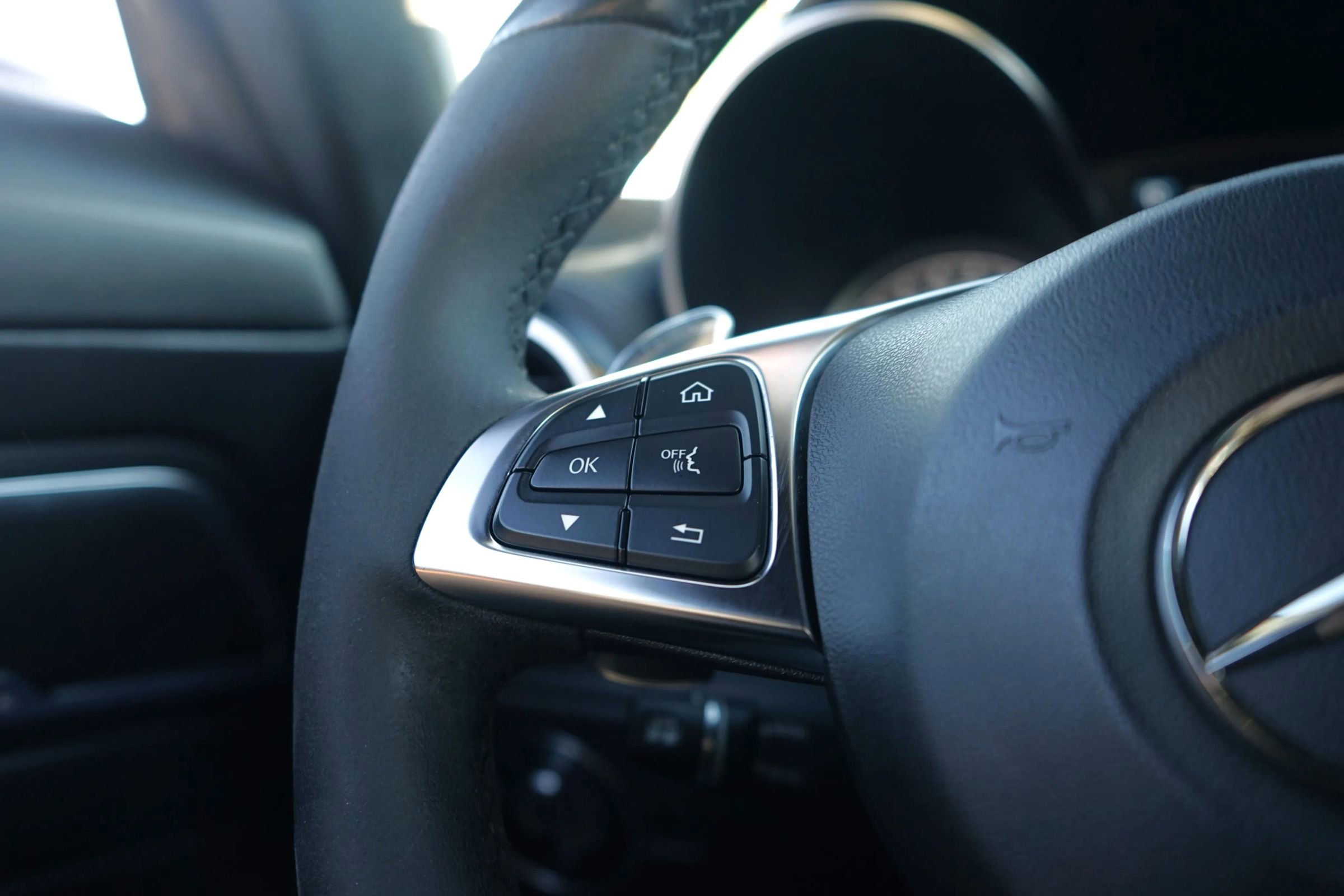 Used 2017 Mercedes-Benz AMG GT Coupe image 17