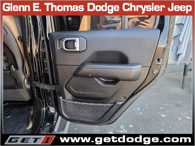 Used 2022 Jeep Wrangler Unlimited Rubicon AWD/4WD image 29