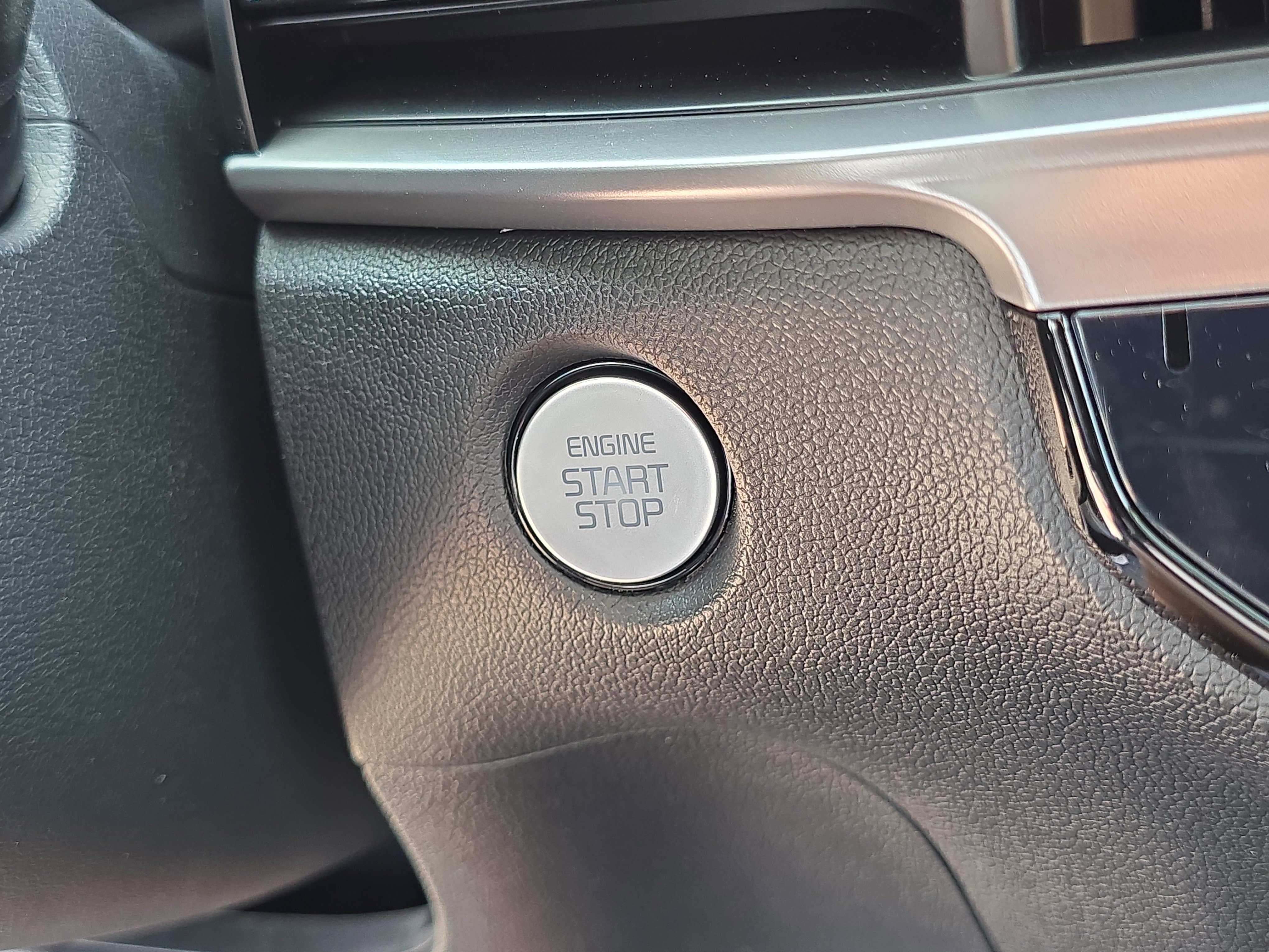 New 2026 Kia Sorento LX FWD image 27