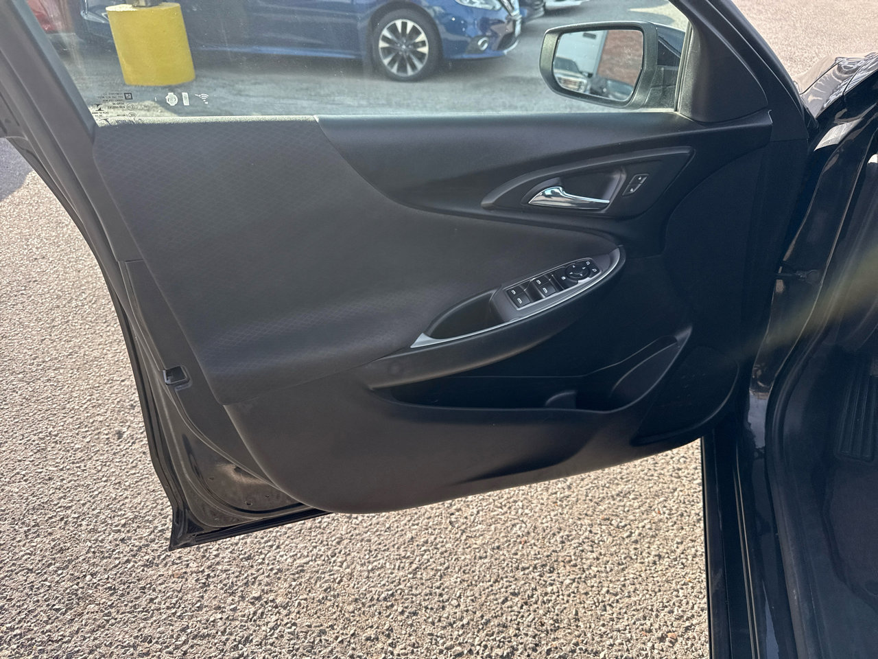 Used 2021 Chevrolet Malibu RS image 12