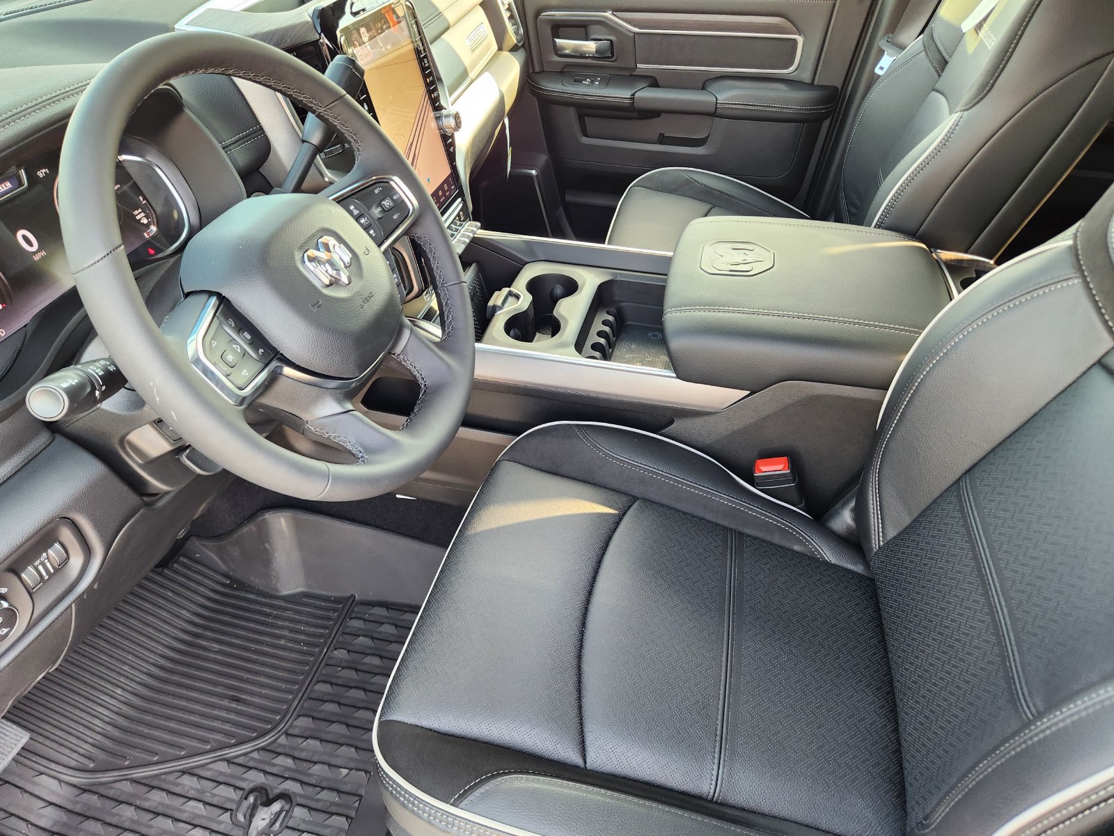 New 2026 RAM 3500 Laramie w/ Sport Appearance Package AWD/4WD image 13