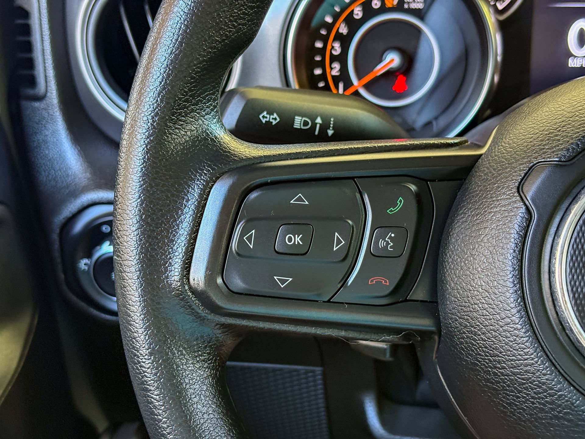 Used 2022 Jeep Wrangler Sport AWD/4WD image 18
