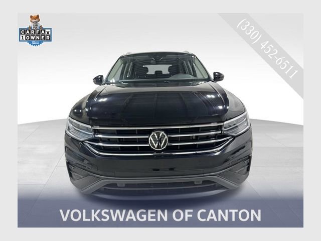 Certified 2024 Volkswagen Tiguan SE AWD/4WD image 1